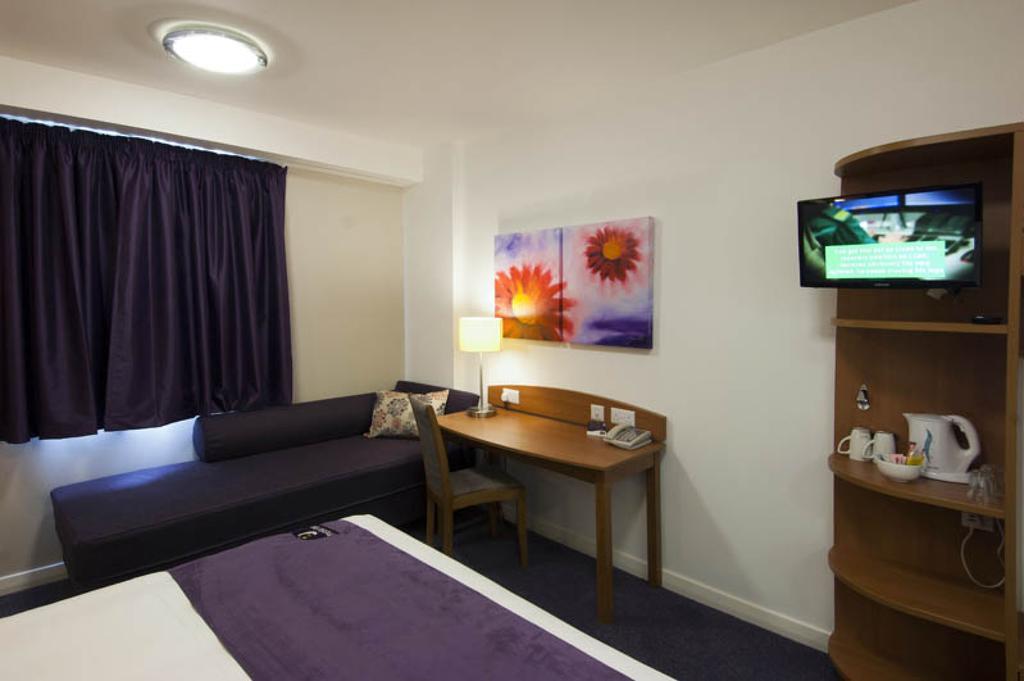 Premier Inn Newcastle - Metro Centre غيتْسْهيد الغرفة الصورة